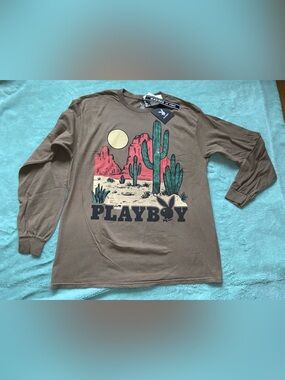 NEW Playboy Women's Long Sleeve Graphic T-Shirt Tee Top Size M Medium NWT Brown